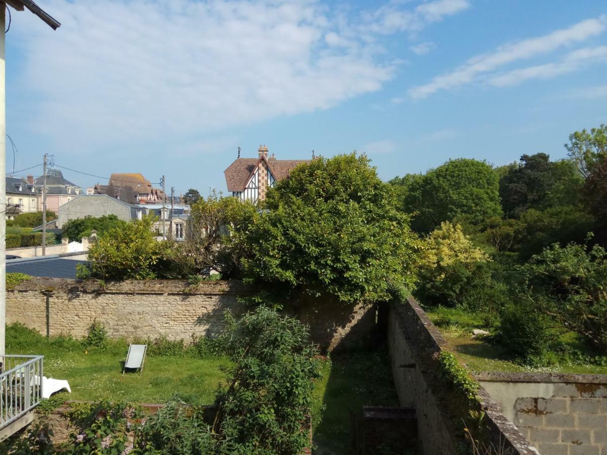 La Sapiniere Vila Hermanville-sur-Mer Exterior foto